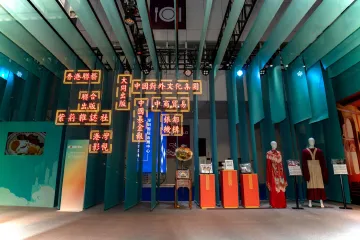 国风设计打造“文化味”展厅,紫荆文化集团亮相文博会