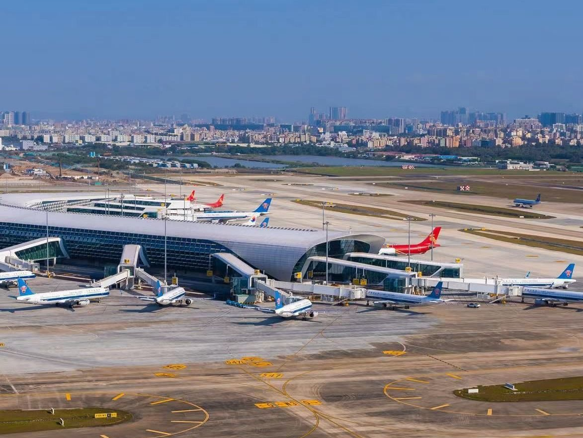 深圳机场逾八成航班实现“廊桥登机”