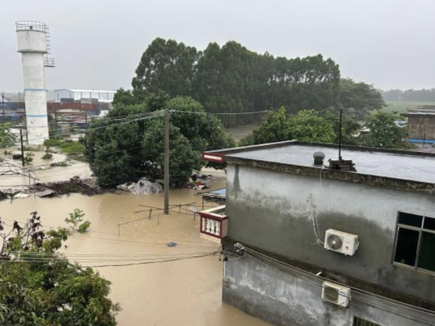 广西北海遭特大暴雨袭击，已紧急转移2603人