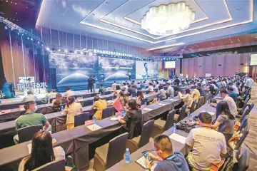 文化发展精彩纷呈 文明活力激扬澎湃 首届文化强国建设高峰论坛分论坛专家学者畅谈兴文之策