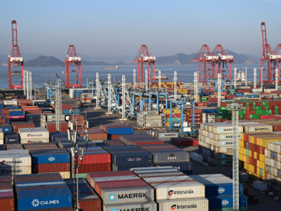 今年前5个月全国港口吞吐量超67亿吨