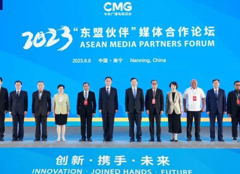 东盟伙伴看中国 这边唱来那边和