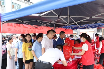 公明街道开展安全生产月“宣传咨询日”活动 推动安全意识深入人心