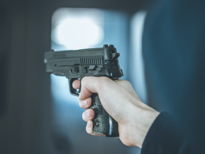 美疾控中心：枪支暴力推波助澜 青少年谋杀率飙升