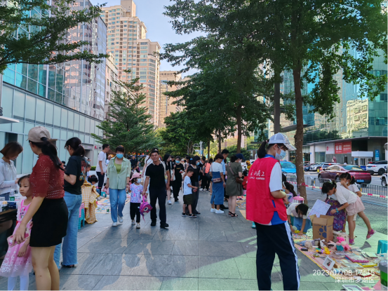 桂园街道开展爱心集市活动暨家庭家教家风展