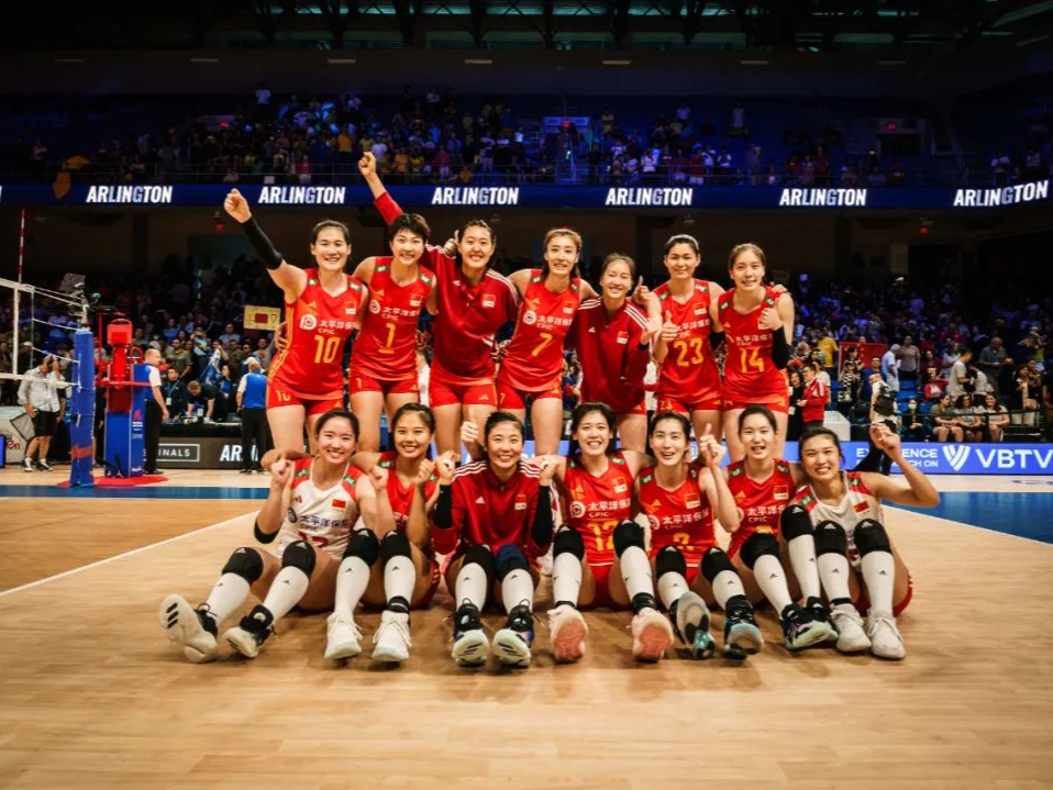 赢了！中国女排3-1击败巴西女排晋级2023世界联赛总决赛四强