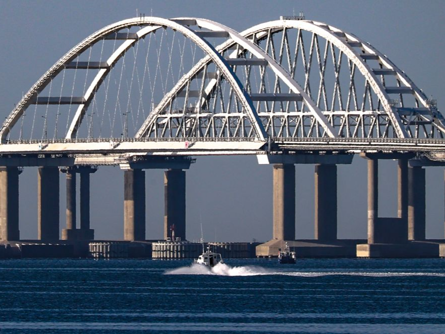 克里米亚大桥遭破坏致2死1伤 俄称系乌克兰所为