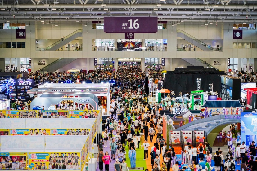 “第十届深圳国际电玩节”开幕，6万平方米500余家企业参展