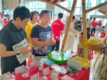 新型毒品需警惕！园岭街道“摆摊”宣传禁毒