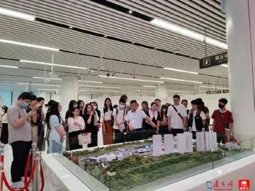 未来已来·湾有引力——深圳莲塘口岸：“一站式”查验10秒即可通关