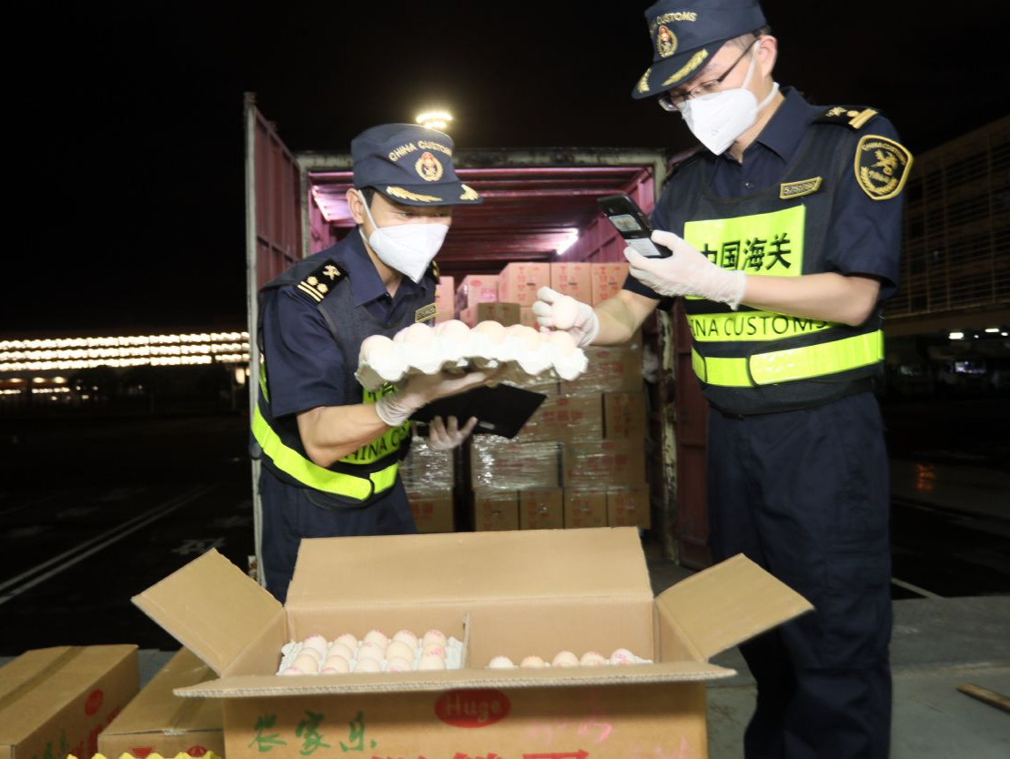 7月1日起，经港珠澳大桥供香港内地鲜活食品扩大到全品类