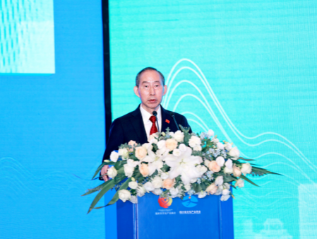 龙宇翔出席首届成渝地区双城经济圈文化产业发展峰会