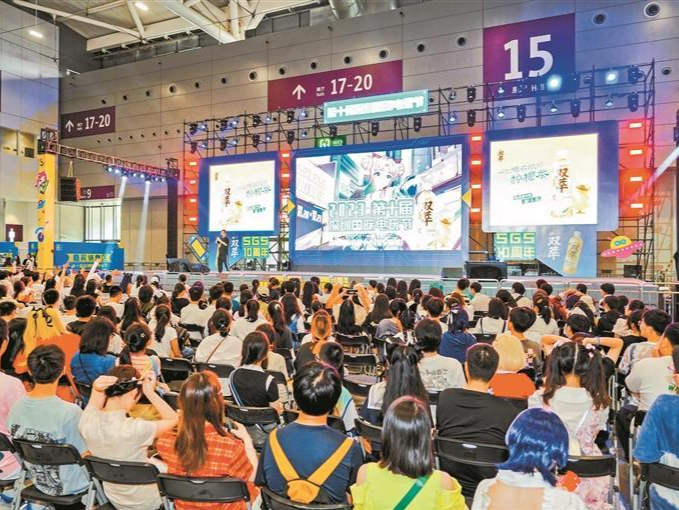 电玩节、动漫节火热来袭，深圳掀起“二次元”热浪