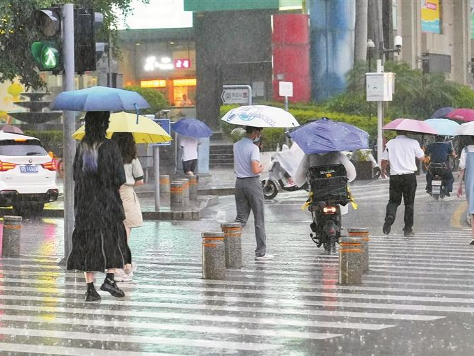 预计下周或有台风进入南海并影响广东，今年或仍有4至5个台风影响深圳