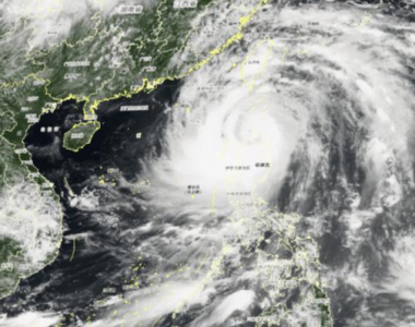 注意！“杜苏芮”又将增强！全市台风白色预警，高温持续到深夜，深圳天气即将画风突变……