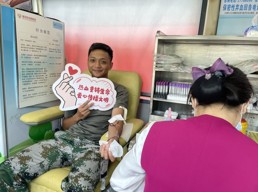 热血担当！宝安区福海民兵组织参加无偿献血活动