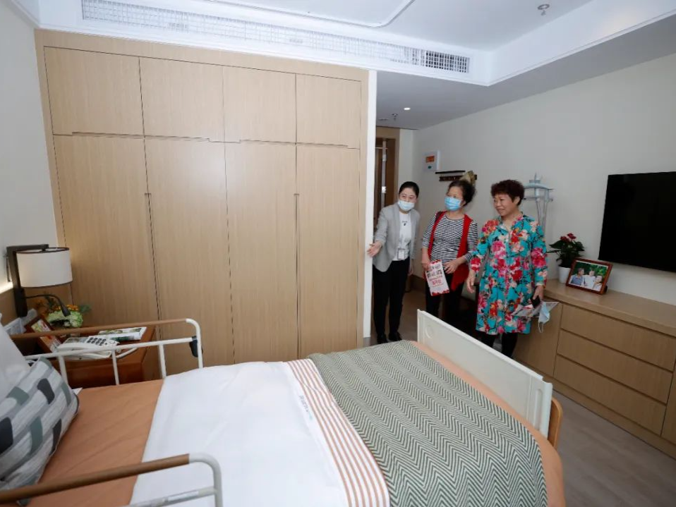 人大代表问政会聚焦3件重点建议办理情况