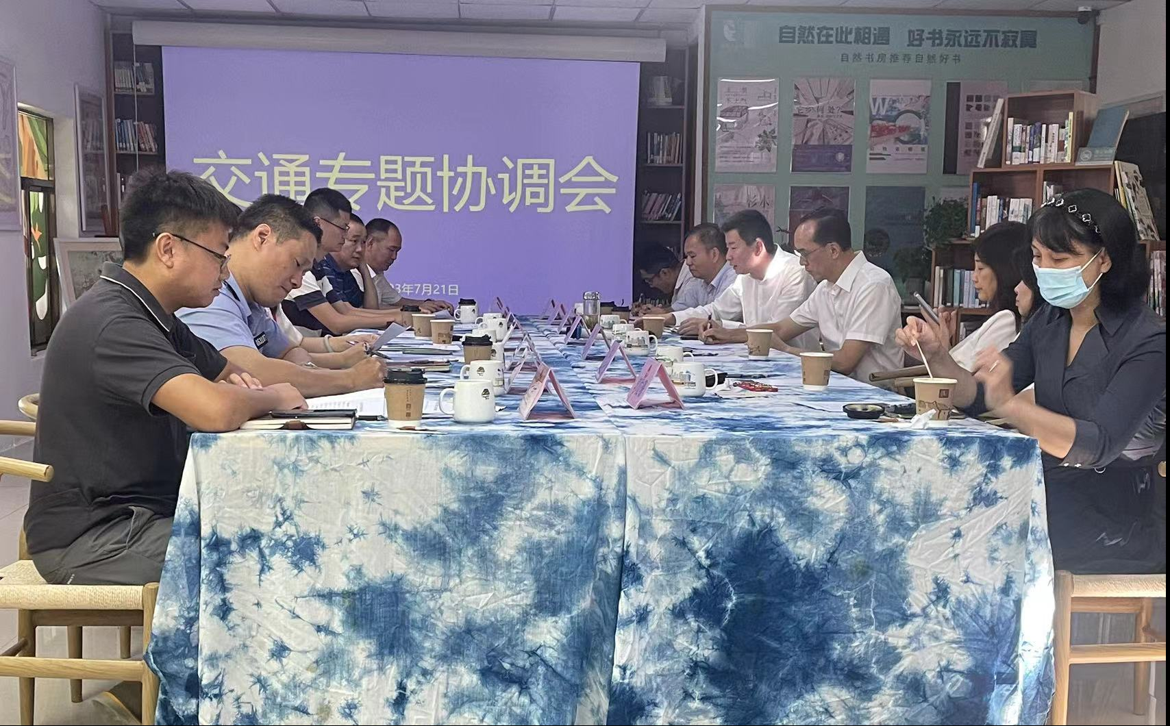 协调解决交通安全，市区人大代表走进石井街道