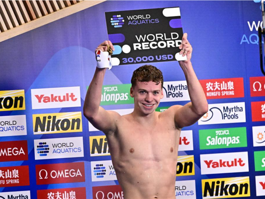 人类历史最长寿的游泳纪录破了！法国选手马尔尚超越菲尔普斯