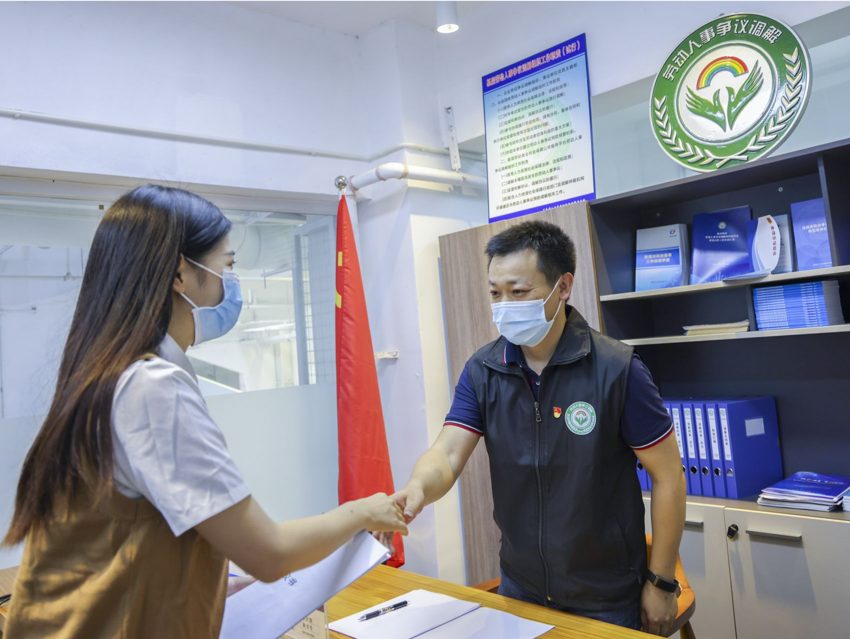 深圳有个新业态劳动者专属劳动争议调解室，解决新就业大军成长的“烦恼”