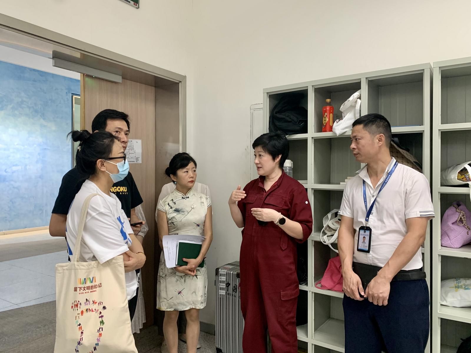 深圳市消委会组织工作人员走进深航 促进消费教育基地高质量发展