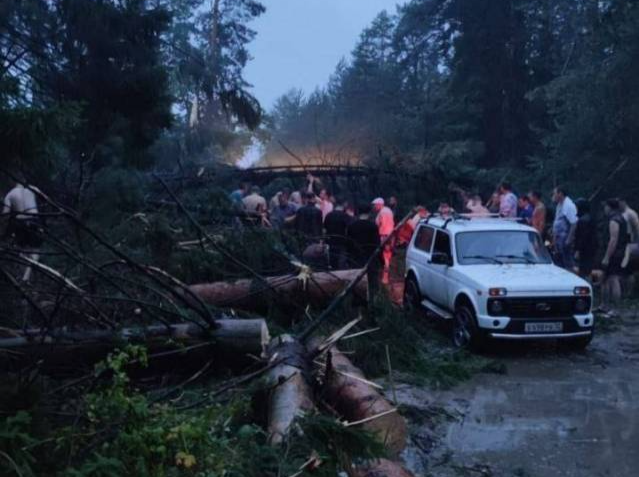 俄罗斯多地遭遇恶劣天气，已致7人死亡