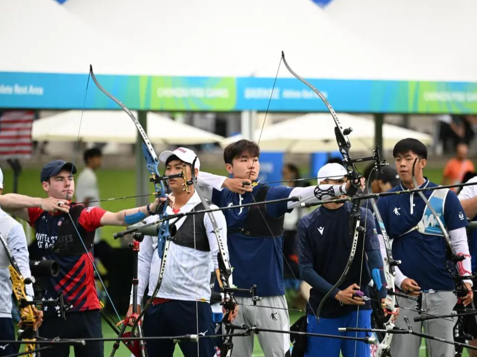 今日上午9点，成都大运会首场比赛开赛！