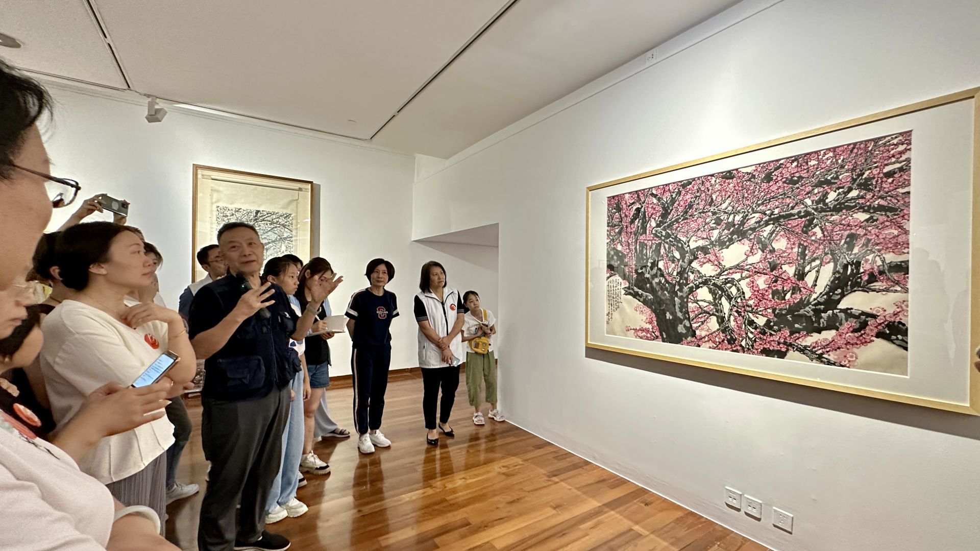 笔墨常随日月新！“黄志坚捐赠美术文献展”开展啦