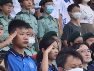 驻香港部队举办青少年专场军营开放活动