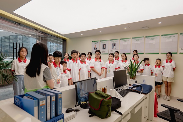 南山区禁毒志愿小讲师参访桃源街道社区戒毒（康复）工作站