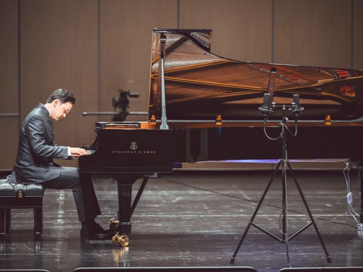 人气动漫钢琴作曲家Animenz奏响经典动漫钢琴音乐会