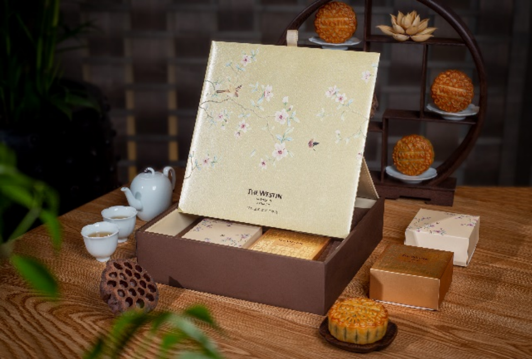 献礼中秋 深圳益田威斯汀酒店推出三款月饼礼盒