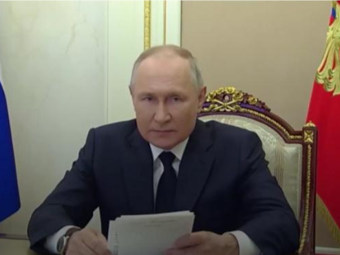 俄罗斯总统普京对特维尔州坠机事故遇难者家属表示慰问