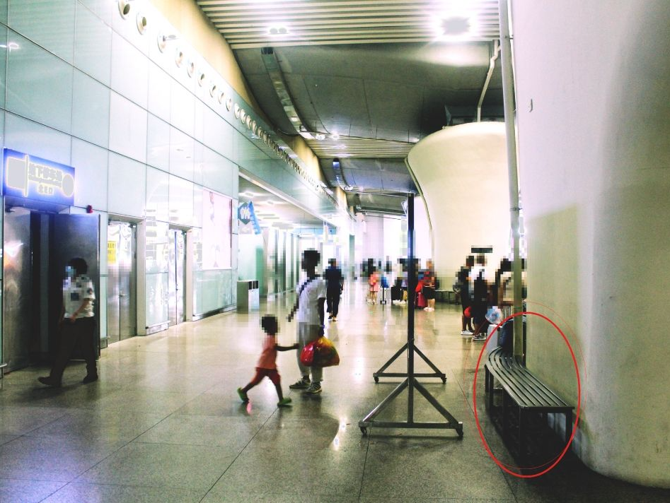 旅客休息时随身电脑不翼而飞，广铁民警4小时抓获盗窃嫌疑人