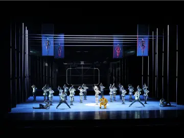 《深AI你》添“京彩”！深圳出品舞剧国家大剧院首演成功