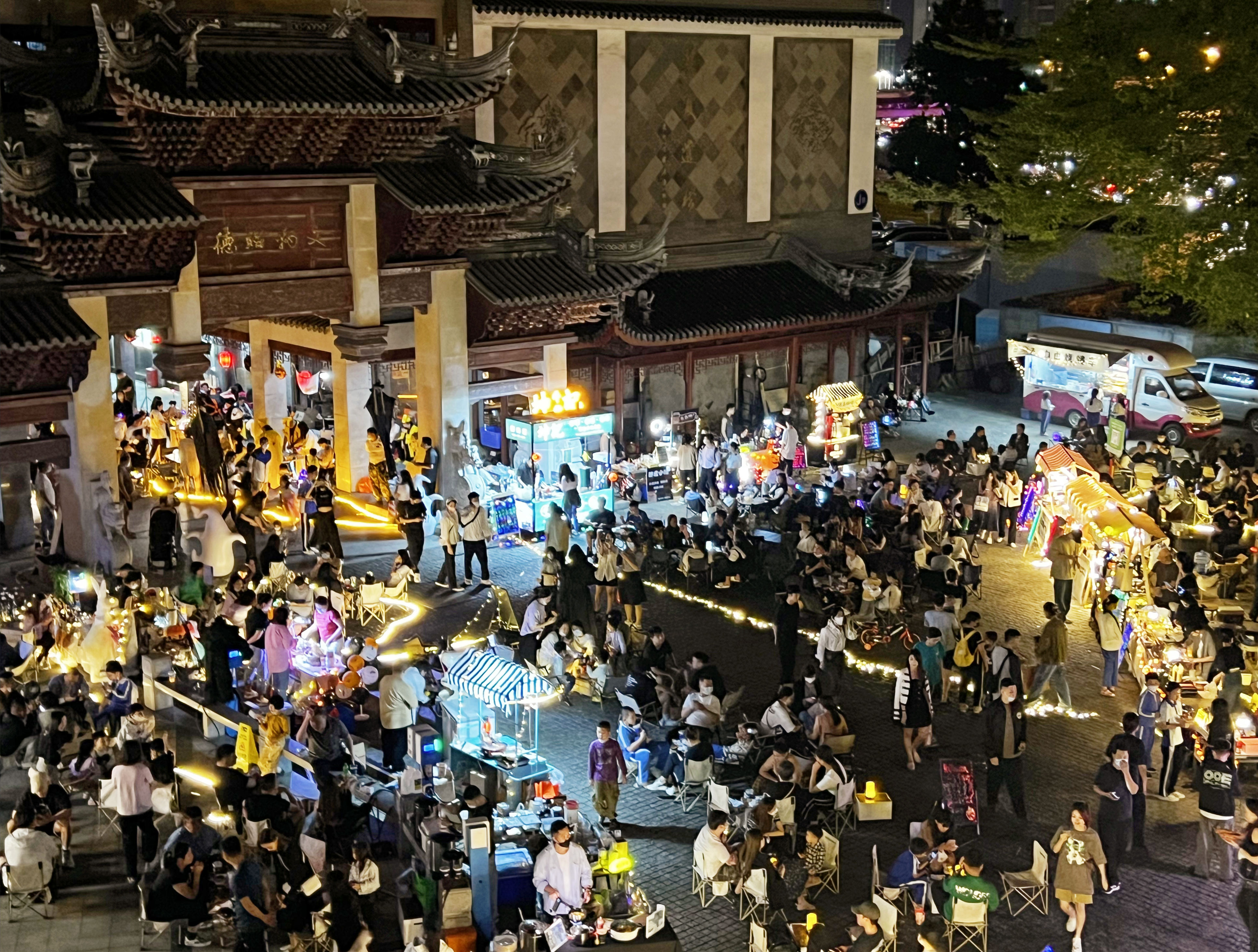 罗湖区黄贝街道：打好“企服”“消费”两张牌，拉动辖区经济增长