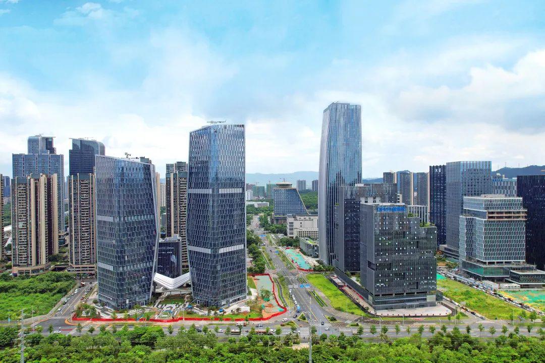 光明区凤凰广场完成建设 将打造科技生态产业平台