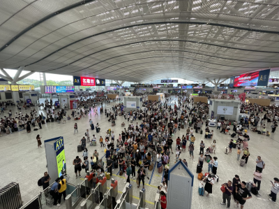 暑运持续火爆，深圳铁路40天发送旅客1145万人次