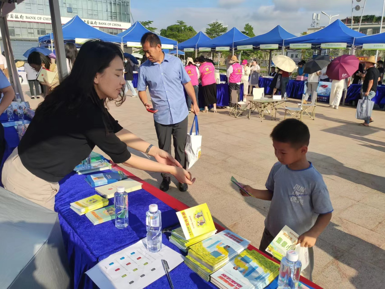 深圳市深汕特别合作区鹅埠镇人民政府2023年“谁执法谁普法”履职情况自评报告