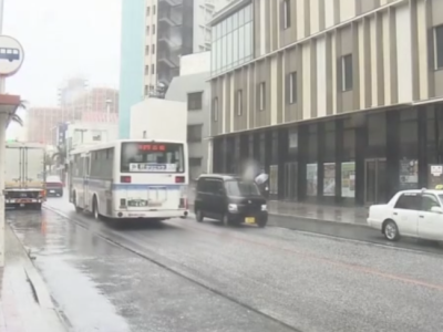 台风“卡努”再度来袭 日本冲绳发布特大暴雨预警