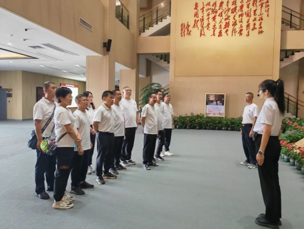 广东新兴纪委开展革命精神教育活动