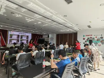 华林社区开展植物环保书签DIY活动