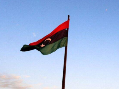 利比亚首都发生数月以来最严重冲突，航班停运