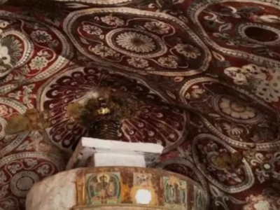西藏开展乃普石窟考古调查发现窟顶龙凤纹样