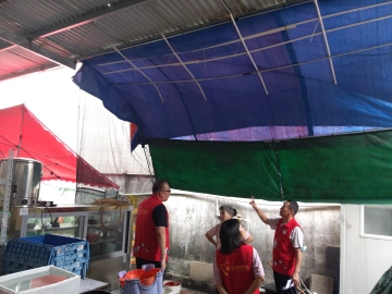 凤凰街道严阵以待积极防御台风“苏拉”