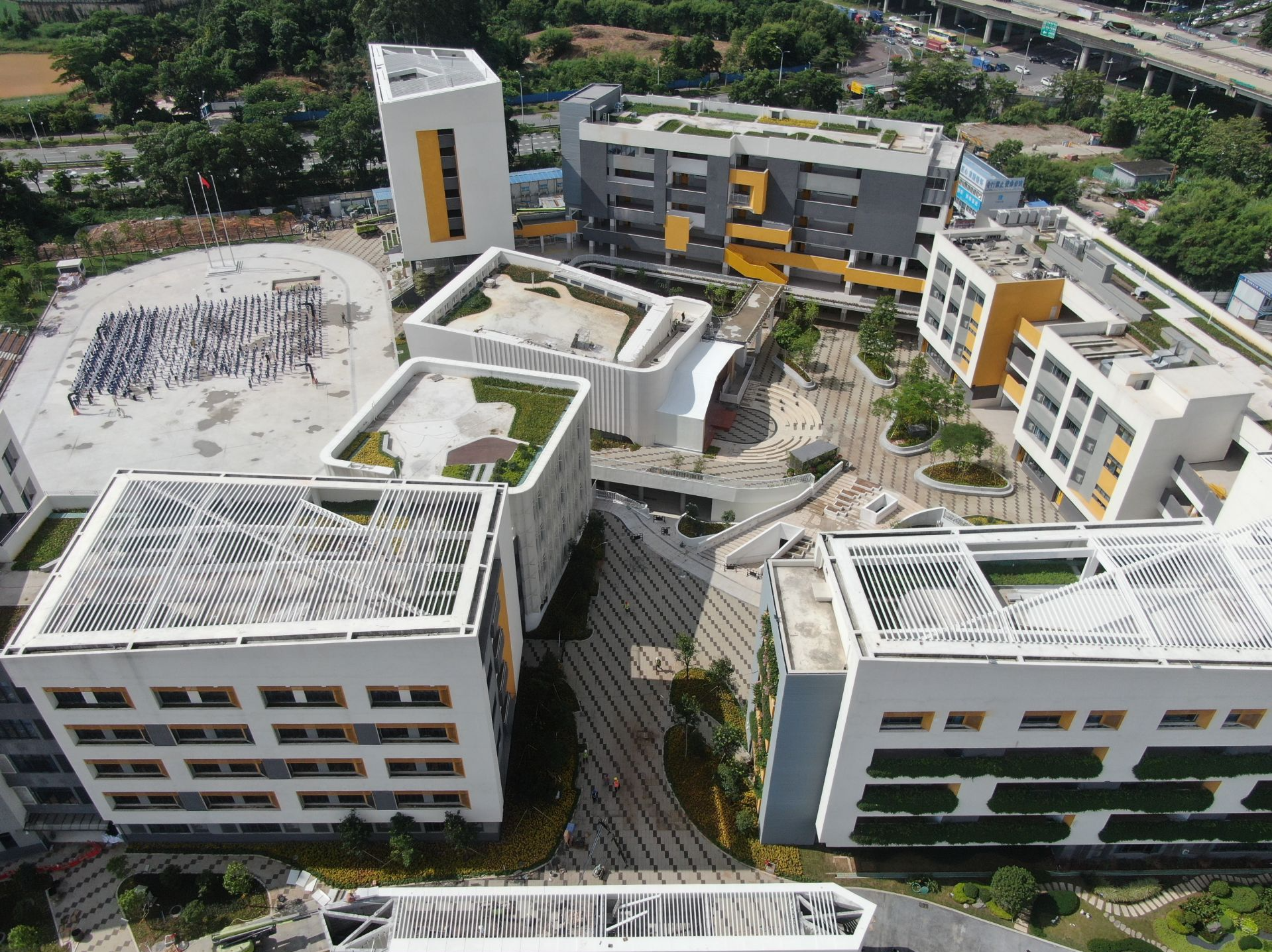 深圳龙华再添2所新学校！润泽学校、冼屋学校交付使用
