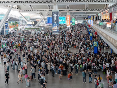 广铁暑运发送旅客超9000万人次，周末加开夜间高铁12列