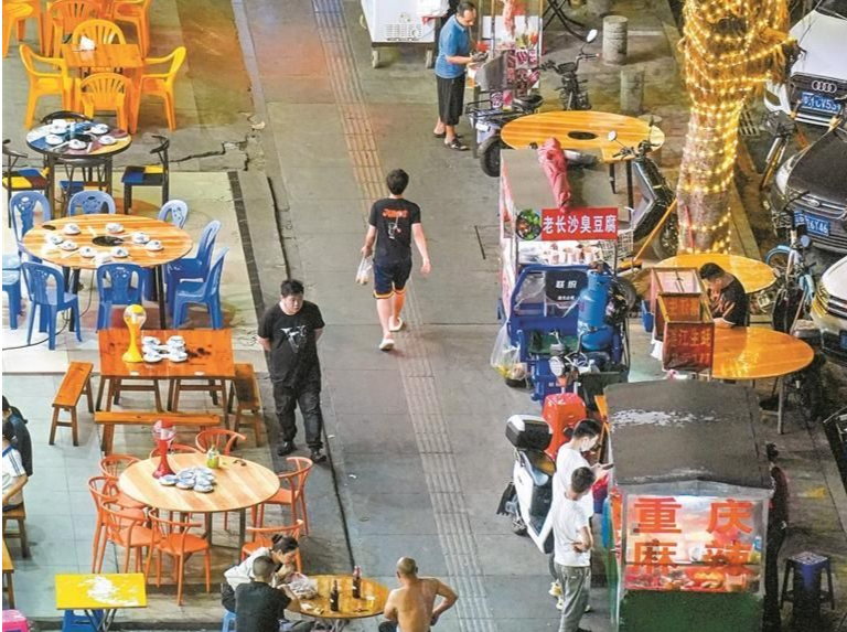 为路边摊“松绑”！深圳9月1日起不再全面禁止“摆地摊”