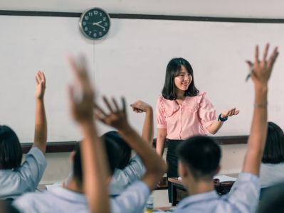 2023年深圳市基础教育系统“年度教师”评选活动暑期再掀热潮 