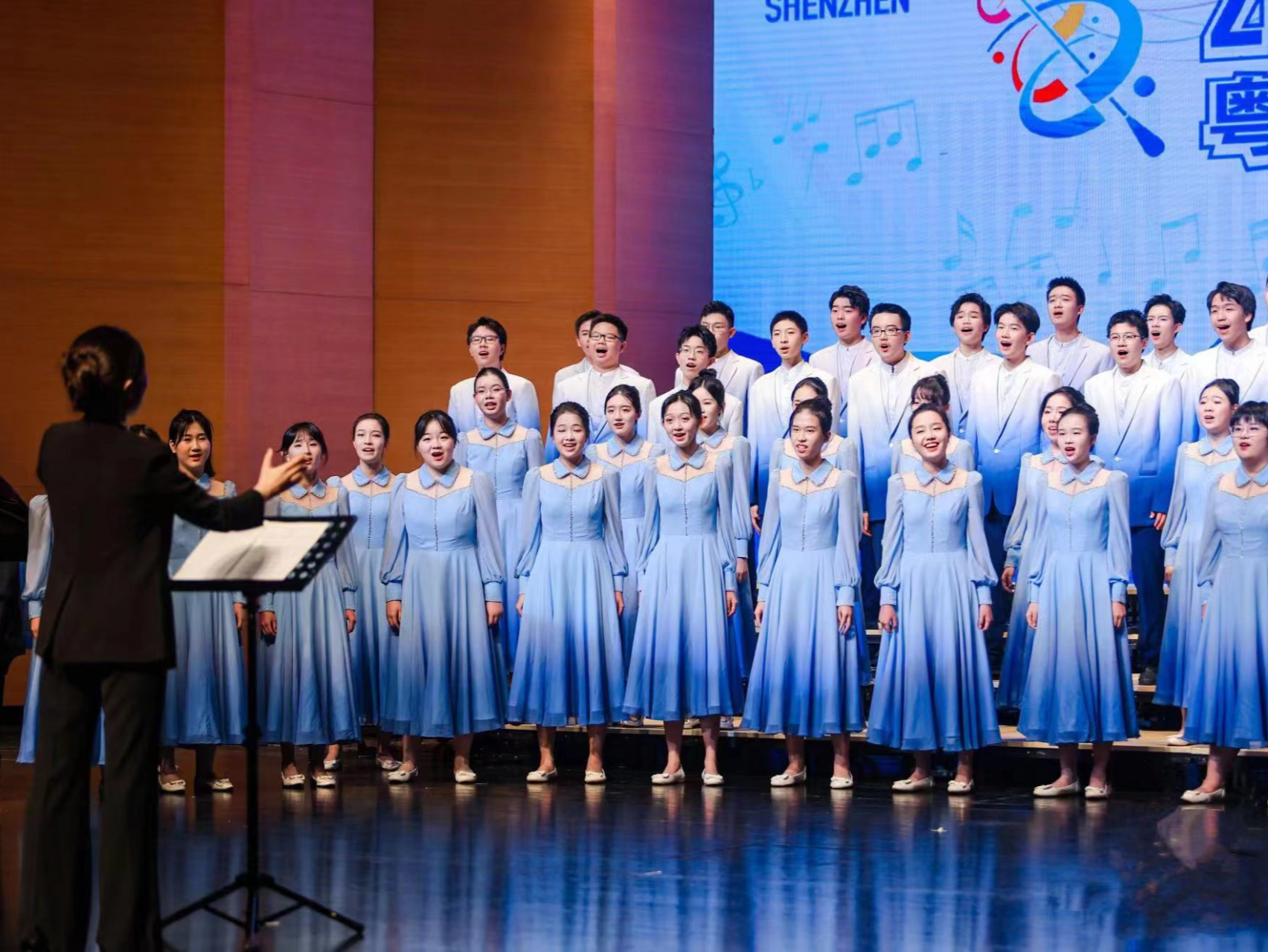 “百歌颂中华”获奖团队深圳外国语学校（集团）高中部心航合唱团：在合唱中塑造更好的自己